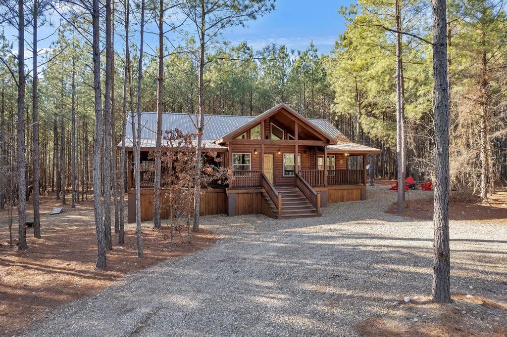 Large Luxury 2Br Cabin W Hot Tub Double Trouble Was Designed For Fun Comfort And Memories Minutes From Buzzling Hochatown And Beautiful Beaver Bend State Park بروكن بو المظهر الخارجي الصورة