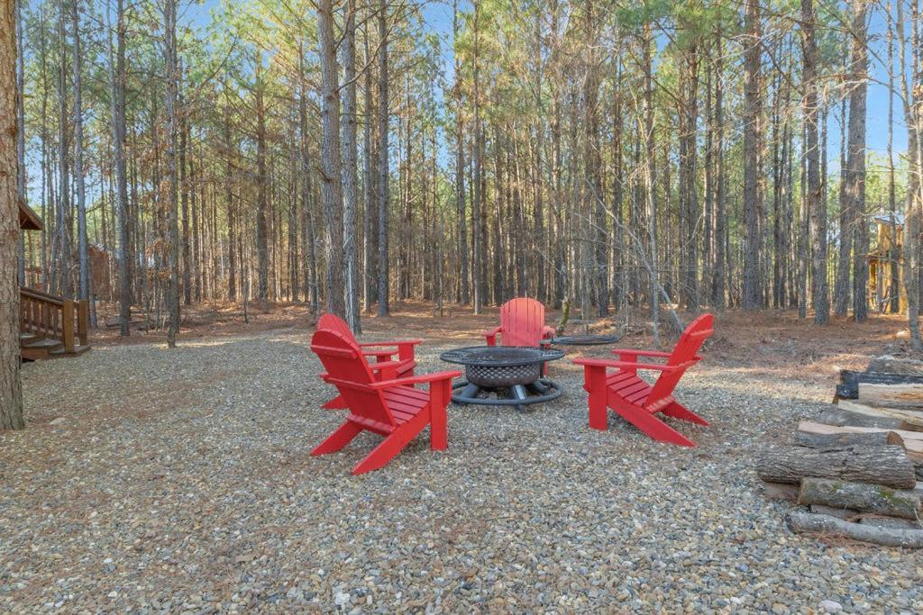 Large Luxury 2Br Cabin W Hot Tub Double Trouble Was Designed For Fun Comfort And Memories Minutes From Buzzling Hochatown And Beautiful Beaver Bend State Park بروكن بو المظهر الخارجي الصورة